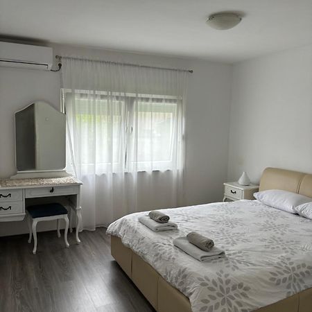 Ferienwohnung Mamma Mia! Mostar Exterior foto