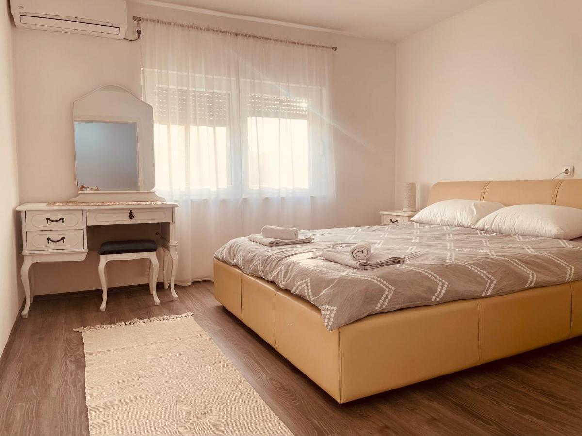 Ferienwohnung Mamma Mia! Mostar Exterior foto