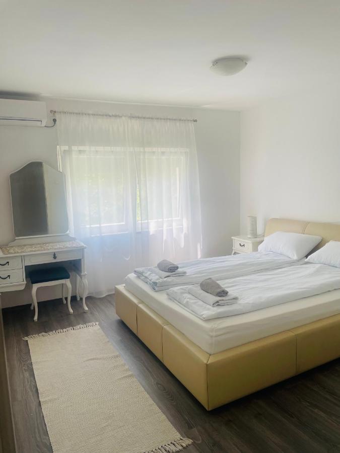 Ferienwohnung Mamma Mia! Mostar Exterior foto