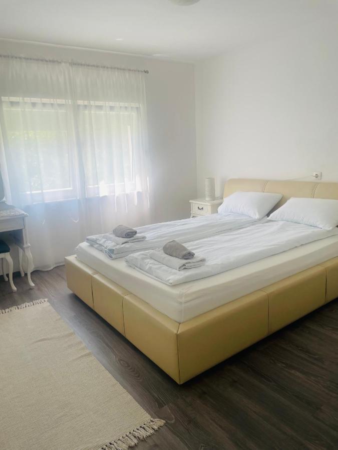 Ferienwohnung Mamma Mia! Mostar Exterior foto